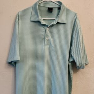 Blue Polo Shirt with Classic Collar and Short Sleeves